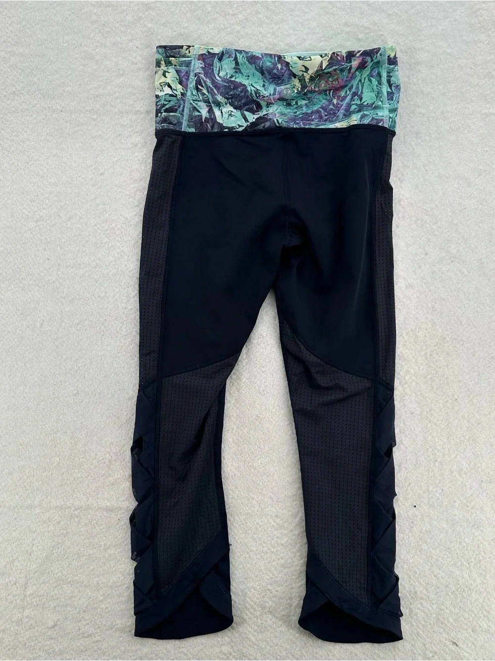 Lululemon Camo Style Capri Leggings in Navy